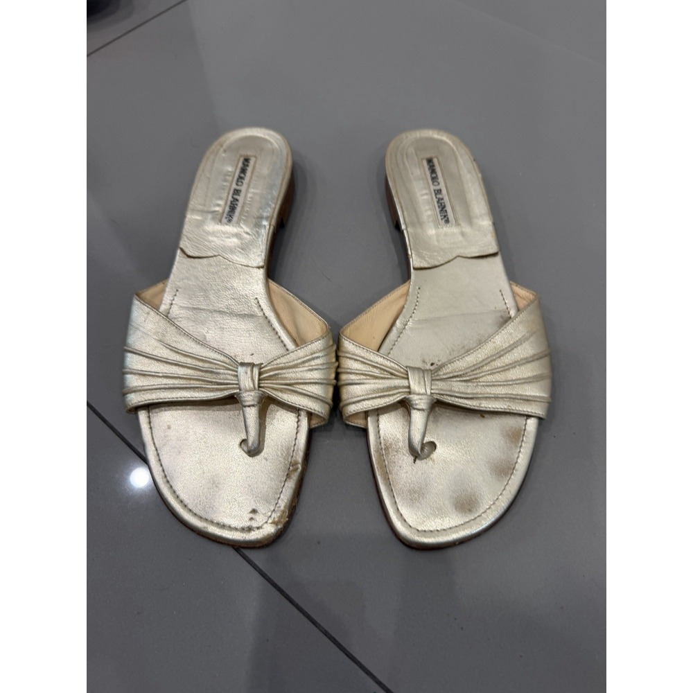 VINTAGE Manolo Blahnik Gold Metallic Knotted Thong Sandals, Size EU 39.5